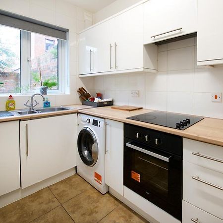 Ideal Abode Abbots 4 En-Suite 切斯特 外观 照片