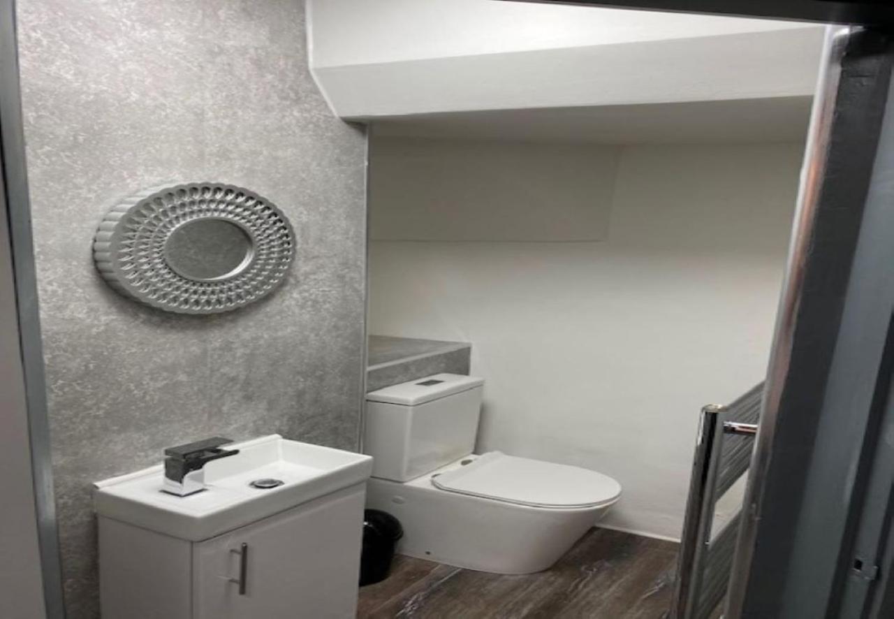 Ideal Abode Abbots 4 En-Suite 切斯特 外观 照片