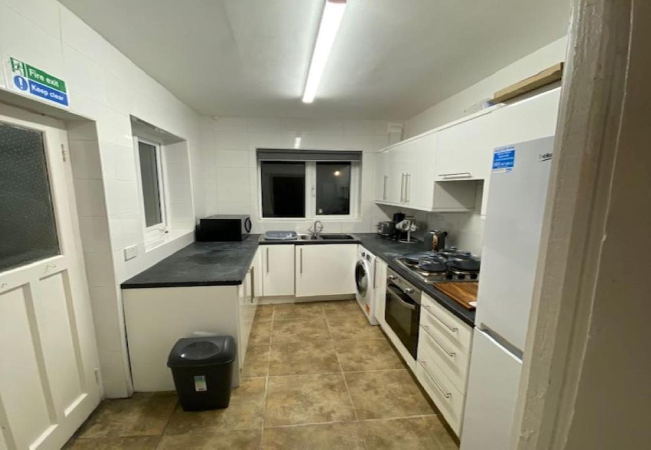 Ideal Abode Abbots 4 En-Suite 切斯特 外观 照片