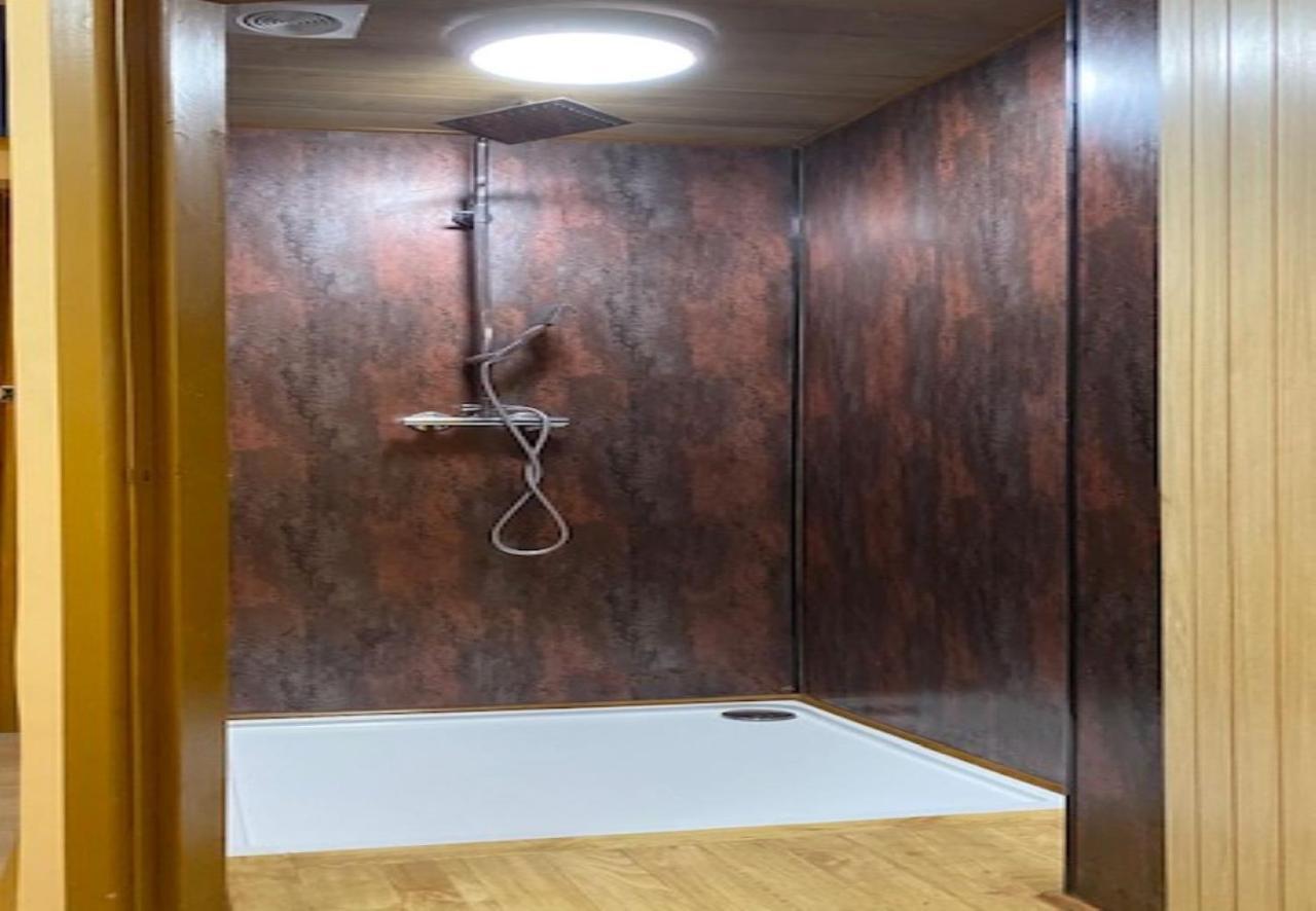 Ideal Abode Abbots 4 En-Suite 切斯特 外观 照片